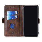 Retro textúra Kontrastná farba Bočná pracka Horizontálne flipové kožené puzdro s držiakom a sloty na karty a peňaženkou pre Samsung Galaxy A20s -Hnedá