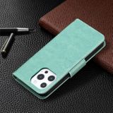 Peňaženkové kožené puzdro BUTTERFLIES na iPhone 13 - Zelená