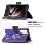 Peňaženkové kožené puzdro DRAWING na Samsung Galaxy S22 Ultra 5G - Purple Butterfly