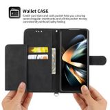 Peňaženkové kožené puzdro Flowers na Samsung Galaxy Z Fold4 - Čierna
