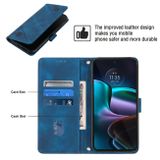 Peňaženkové kožené puzdro Embossed na Motorola Edge 30 - Modrá