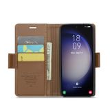 Peňaženkové kožené puzdro CaseMe Litchi na Samsung Galaxy S24 5G - Hnedá
