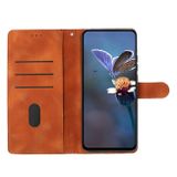 Peňaženkové kožené puzdro Butterfly Flower na Motorola Moto G13 / G23 / G53 5G - Hnedá