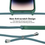 Gumený kryt Crossbody Lanyard na iPhone 15 Pro - Smaragdovo zelená