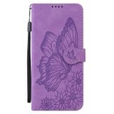 Peňaženkové kožené puzdro Butterflies na iPhone 15 Plus - Fialová