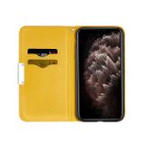Peňaženkové kožené puzdro na iPhone 12 Pro Max - Žltá